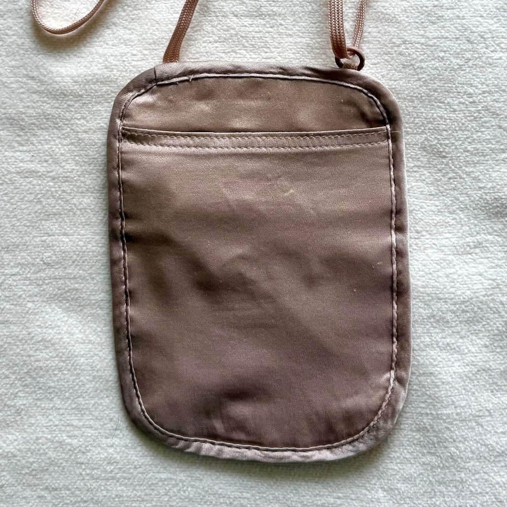 Pacsafe Coversafe 100 Document / money belt, Gray with Bonus Items! - Picture 8 of 11